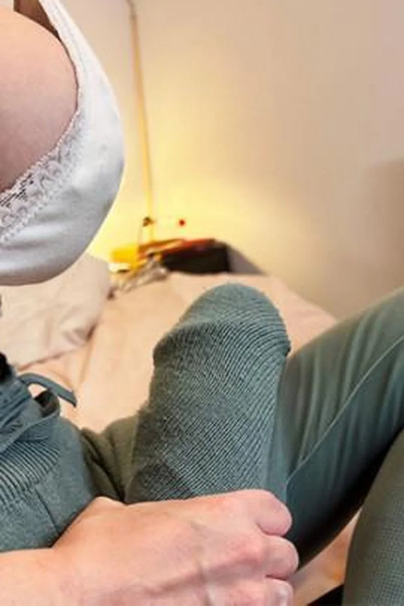 Stepmom Fat Cock Was Caught By Her Horny Stepson Sucking Cum
