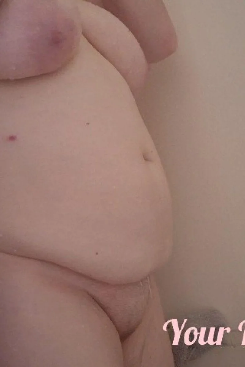Deity Sadie's Body Hair And Soapy Curves