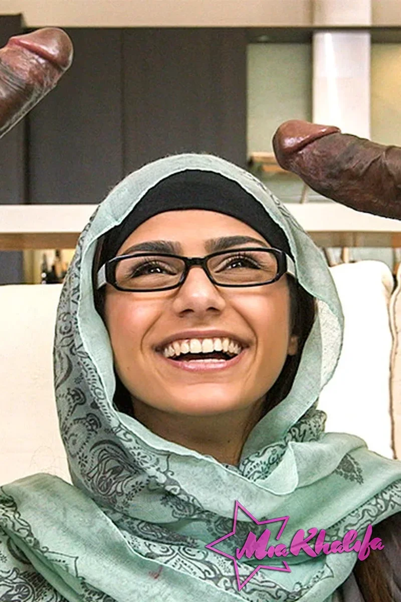 Mia's Big Black Threesome