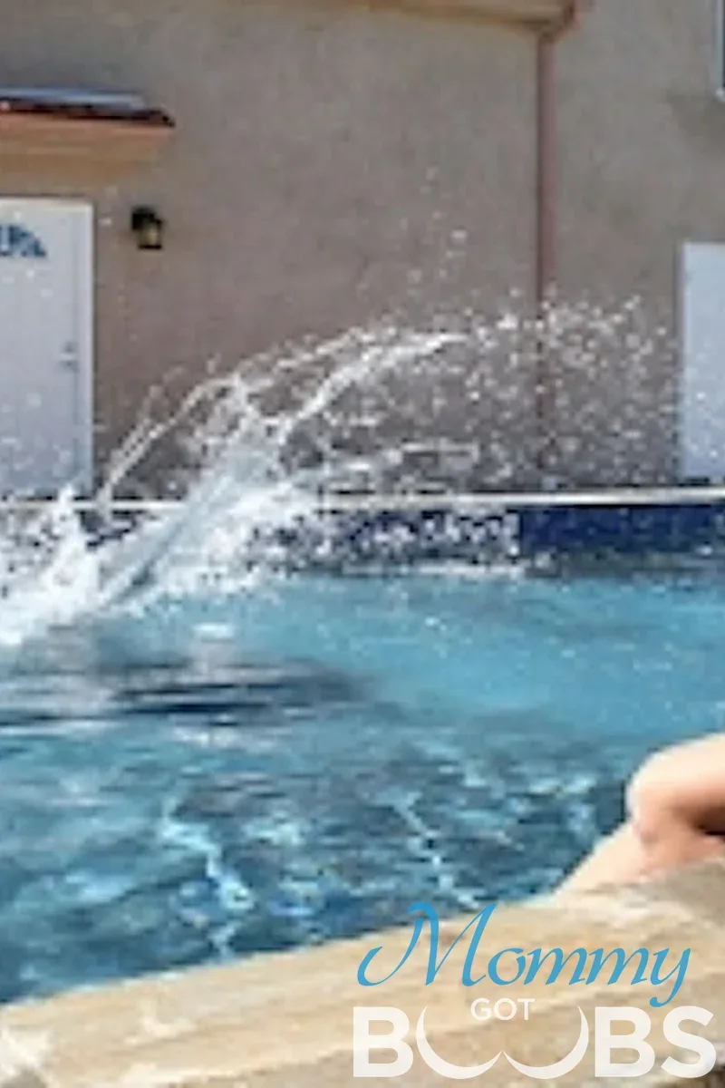 Strokes Pool Cleaning