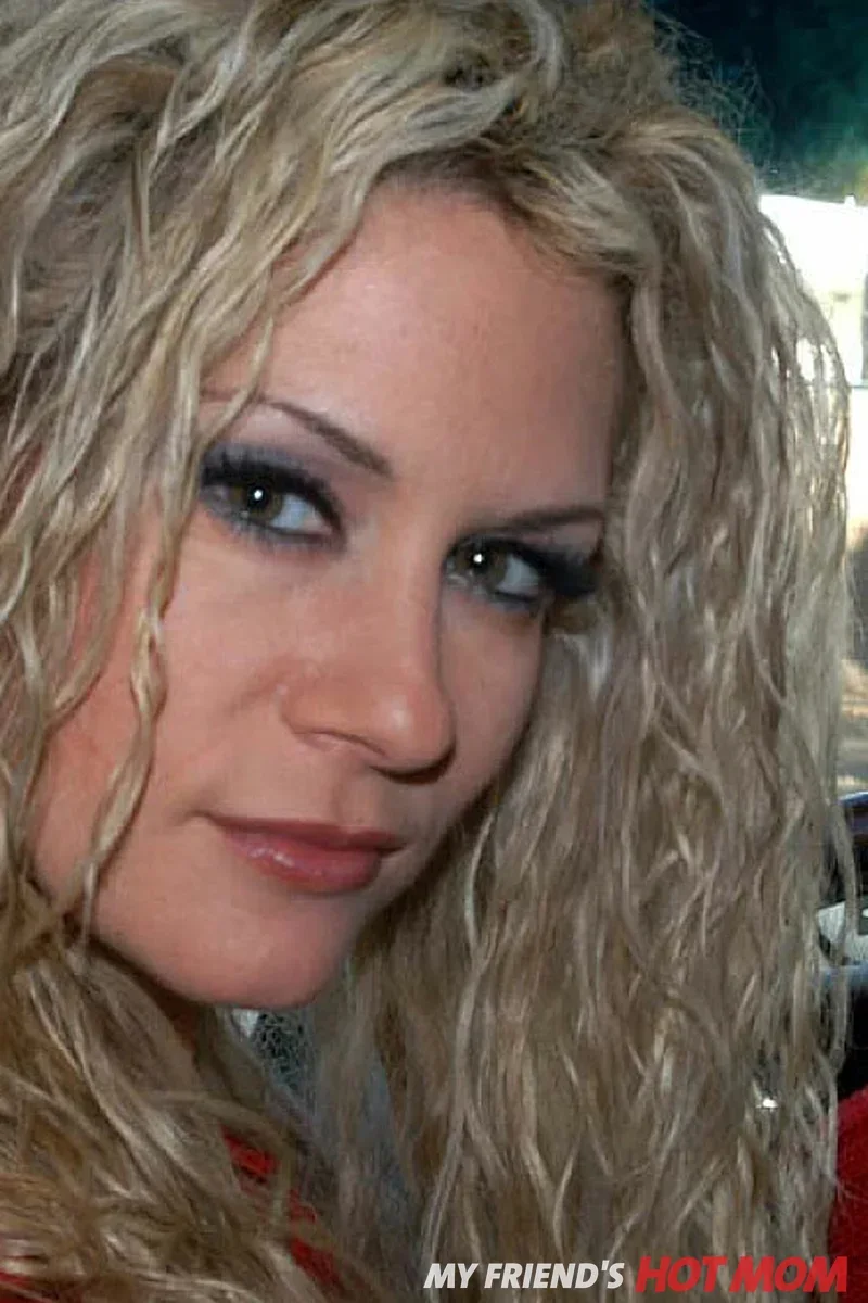 Blonde Victoria Givens Fucking in the Truck with Her Tits
