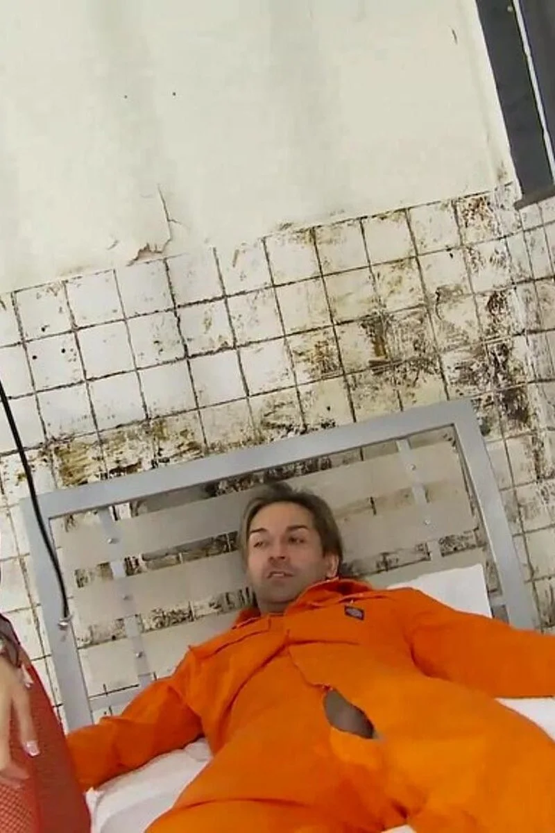 Tanya Tate Takes A Dna Sample From Horny Inmate