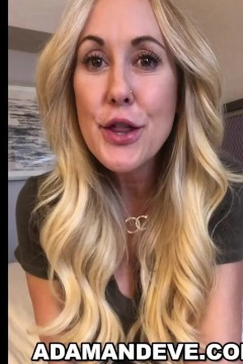 The "Forbidden Apple" Sex Toy Review By Brandi Love