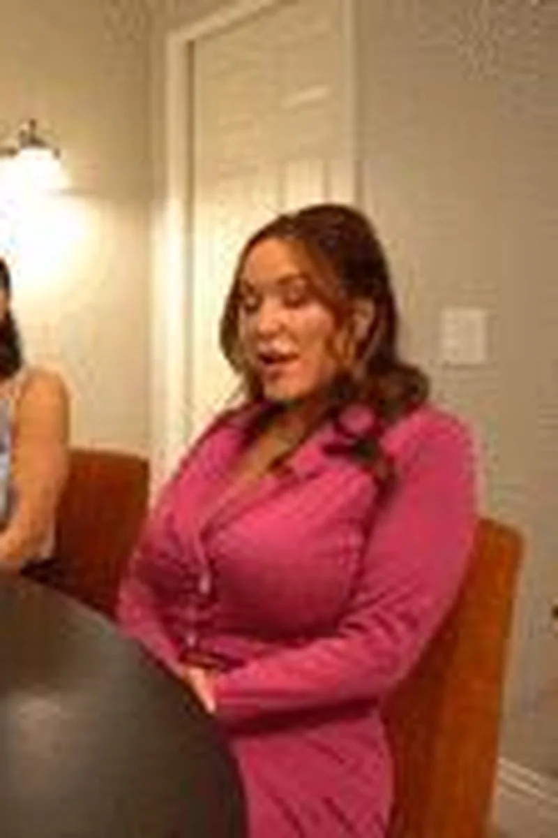 Milf1858 Rachel Steele & Hailey Rose Welcome Max Fills: Colombian Corruption