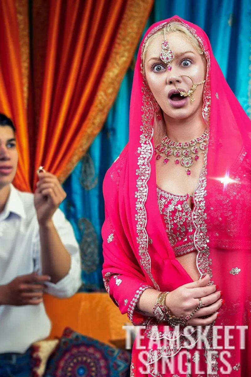 Latina Hindu Learns The "Incasutra" Method (Vivian Lola Debut)